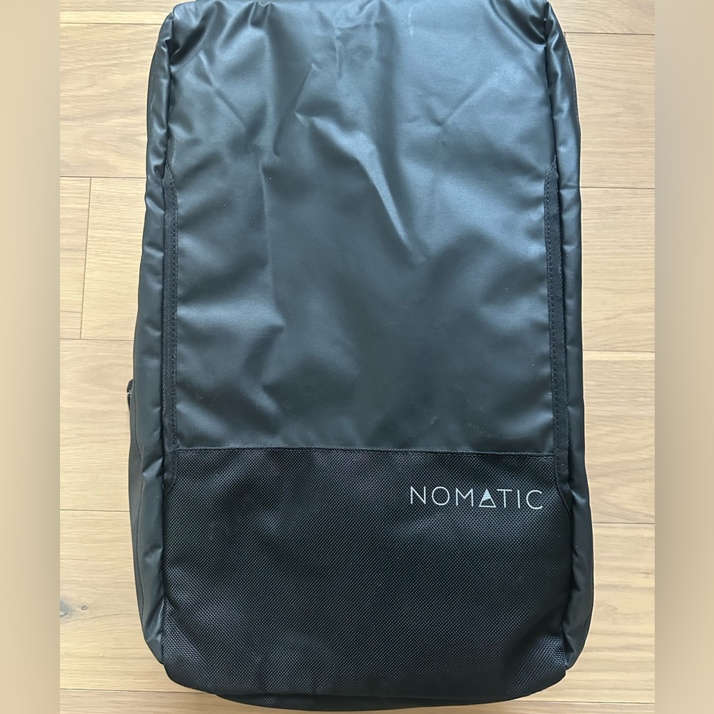 Nomatic 40L Travel Bag